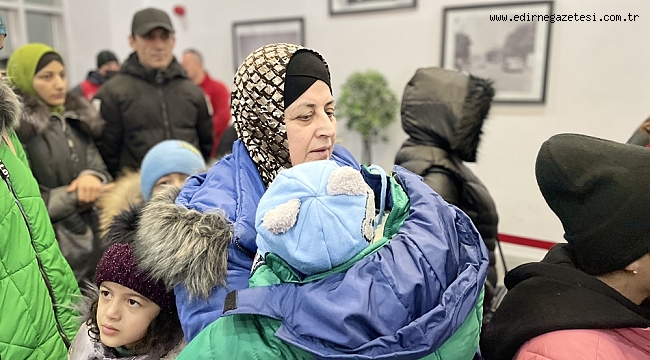 AHISKA TÜRKLERİ GÖZYAŞI DÖKTÜ