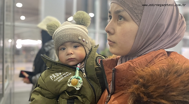 UKRAYNA'DAN GELEN SAVAŞ MAĞDURLARI, ÇOCUKLARININ YAŞADIĞI KORKUYU ANLATTI